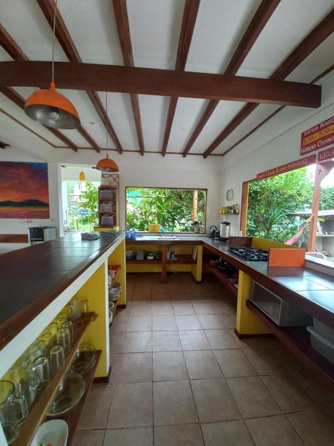 Pagalu Hostel Puerto Viejo de Talamanca Kültér fotó