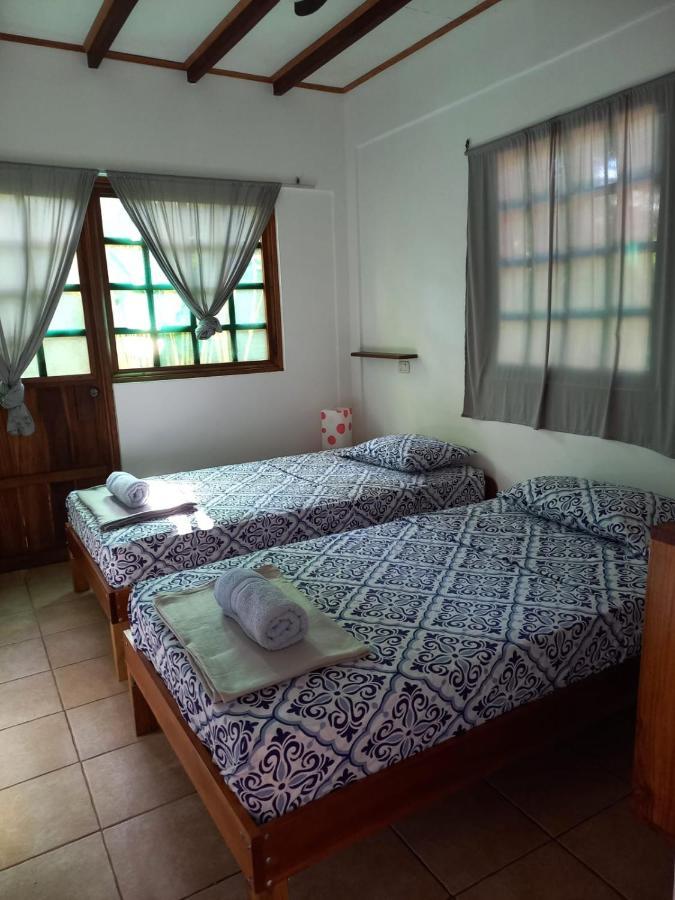 Pagalu Hostel Puerto Viejo de Talamanca Szoba fotó