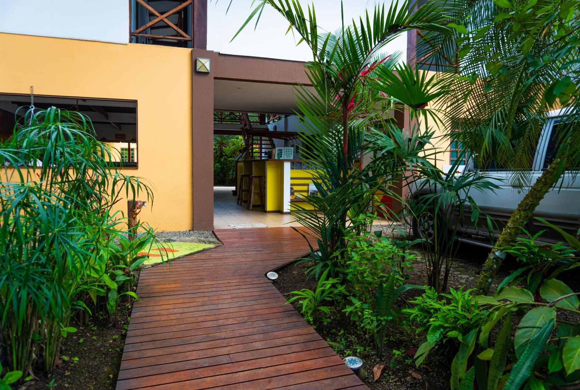 Pagalu Hostel Puerto Viejo de Talamanca Kültér fotó