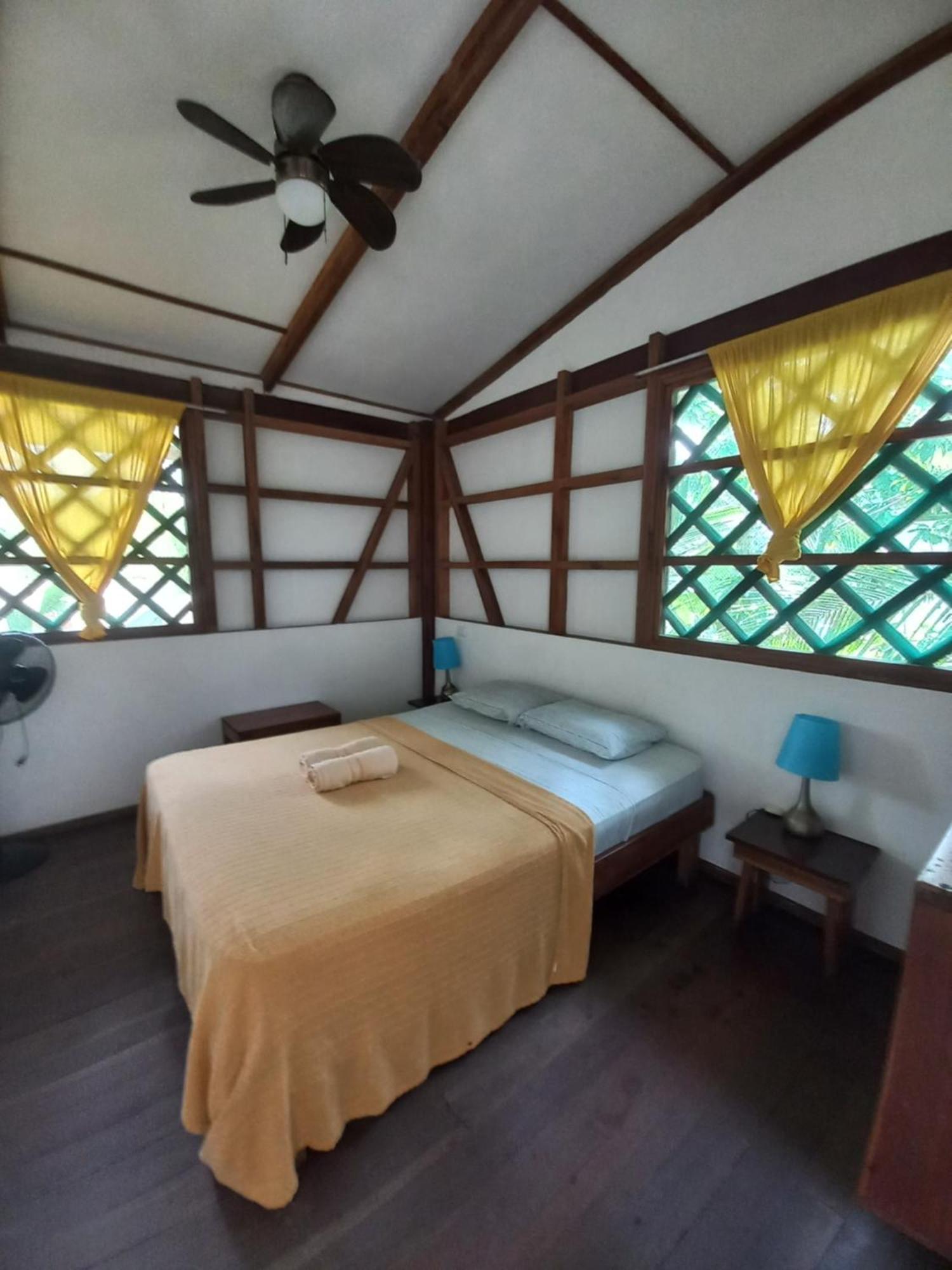 Pagalu Hostel Puerto Viejo de Talamanca Kültér fotó