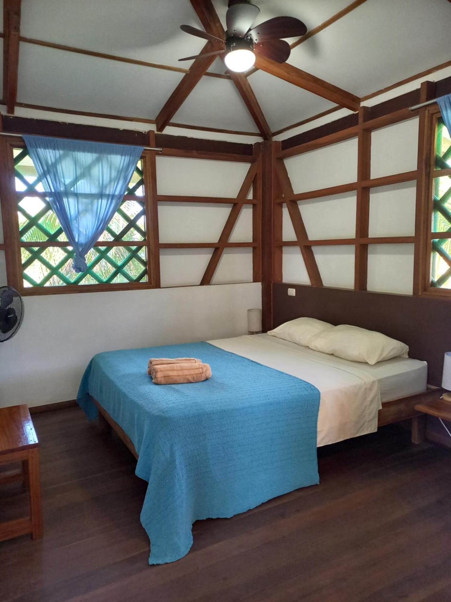 Pagalu Hostel Puerto Viejo de Talamanca Szoba fotó