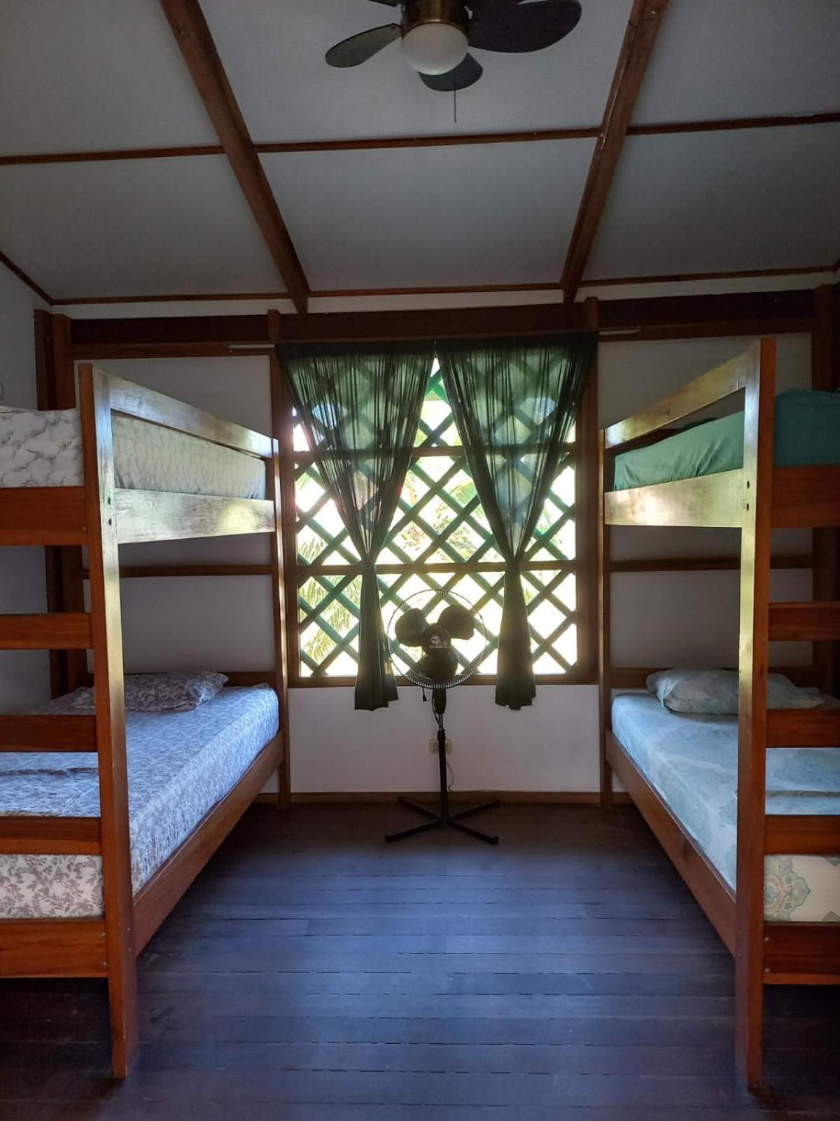Pagalu Hostel Puerto Viejo de Talamanca Szoba fotó